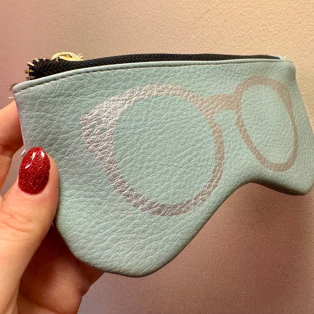 Loft glasses case light blue NEW